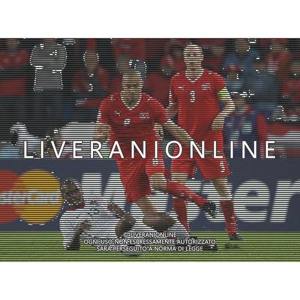 Basilea (CH) 15-06-2008 Campionato europeo calcio EURO2008 svizzera-portogallo 2:0 nella foto gokhan inler e miguel ph marco luzzani/ag aldo liverani s.a.s.