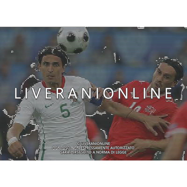 Basilea (CH) 15-06-2008 Campionato europeo calcio EURO2008 svizzera-portogallo 2:0 nella foto fernando meira e hakan yakin ph marco luzzani/ag aldo liverani s.a.s.