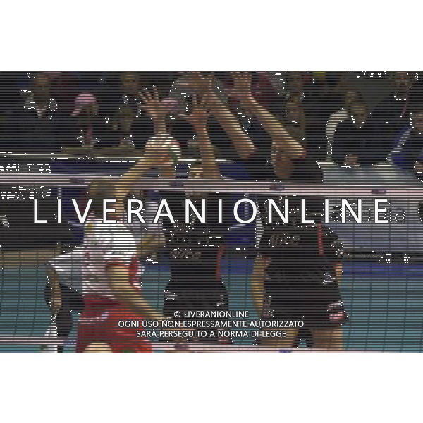 RAVENNA 23/10/03 FINALE SUPERCOPPA ITALIANA SISLEY TREVISO-LUBE MACERATA nella foto muro vermiglio valerio e tencati luca* foto gigi arcaini/ag.aldo liverani