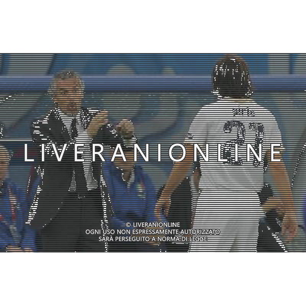 Francia - Italia 17/06/2008 Europei Zurigo nella foto roberto donadoni da indicazioni a pirlo andrea ph luzzani/Ag. Aldo Liverani Sas