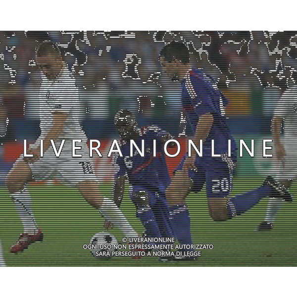 Francia - Italia 17/06/2008 Europei Zurigo nella foto daniele de rossi con toulalan e makelele ph luzzani/Ag. Aldo Liverani Sas