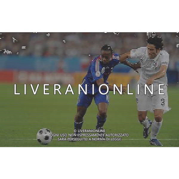 UEFA EURO 2008 Gruppo C M22 Zurigo - 17.06.2008 Francia-Italia Nella Foto: fabio GROSSO e GOVOU /Ph.Vitez-Ag. Aldo Liverani