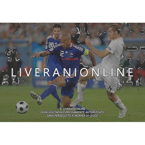 UEFA EURO 2008 Gruppo C M22 Zurigo - 17.06.2008 Francia-Italia Nella Foto: thierry HENRY e giorgio CHIELLINI /Ph.Vitez-Ag. Aldo Liverani