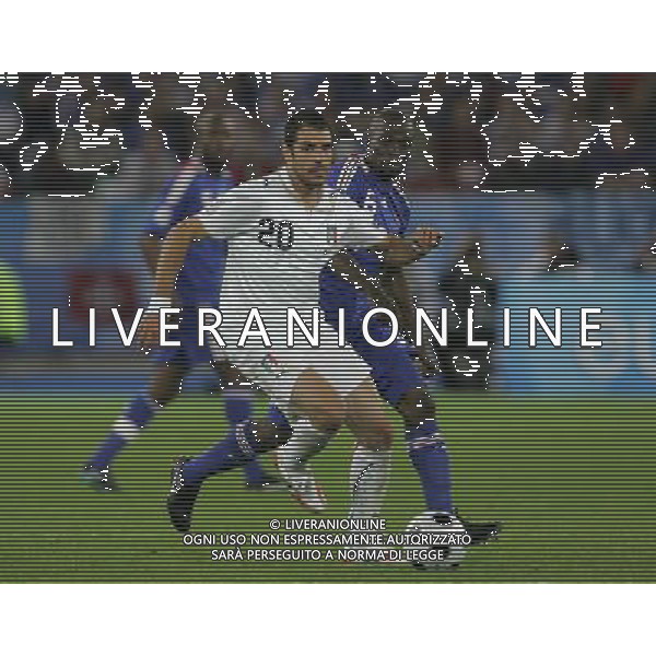 Zurigo 18-06-2008 Europeo calcio EURO2008 italia-francia 2:0 nella foto claude makelele simone perrotta ph maco luzzani/ag aldo liverani s.a.s.