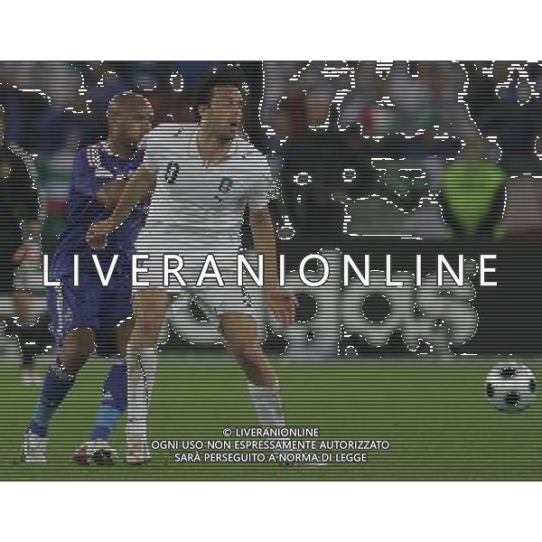 Zurigo 18-06-2008 Europeo calcio EURO2008 italia-francia 2:0 nella foto luca toni e jan-alain boumsong ph maco luzzani/ag aldo liverani s.a.s.