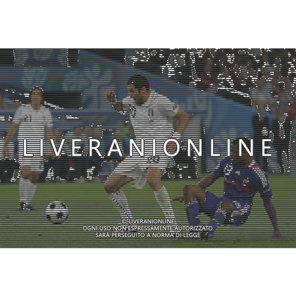 Zurigo 18-06-2008 Europeo calcio EURO2008 italia-francia 2:0 nella foto simone perrotta e patrice evra ph maco luzzani/ag aldo liverani s.a.s.