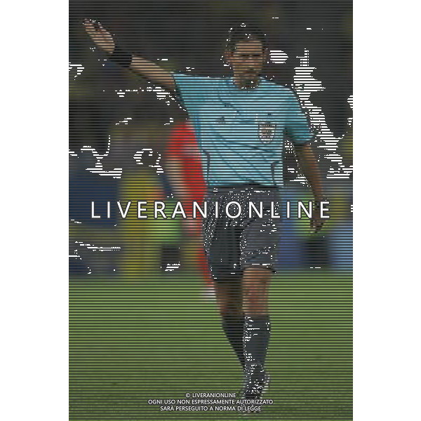 Russia - Svezia 18/06/2008 Europei Innsbruck nella foto arbitro frank de bleeckere ph luzzani/Ag. Aldo Liverani sas