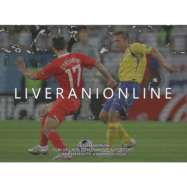 Innsbruck (AUT) 18-06-2008 Campionato europeo calcio EURO2008 Russia-Svezia 2:0 nella foto anders svensson e konstantin zyryanov ph marco luzzani/ag aldo liverani s.a.s.