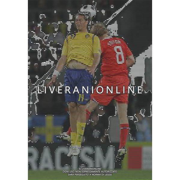 Innsbruck (AUT) 18-06-2008 Campionato europeo calcio EURO2008 Russia-Svezia 2:0 nella foto johan elmander e denis kolodin ph marco luzzani/ag aldo liverani s.a.s.