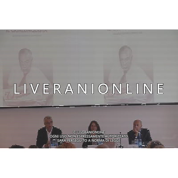 CARLO MARIA LOMARTIRE - SABINA CIUFFINI - PAOLO MIELI PRESENTAZIONE DEL LIBRO DI CARLO MARIA LOMARTIRE \' IL QUALUNQUISTA GUGLIELMO GIANNI E L\'ANTIPOLITICA\' ALLA MONDADORI MULTICENTER DI MILANO FOTO ANTONIO SORANO - AG. ALDO LIVERANI SAS