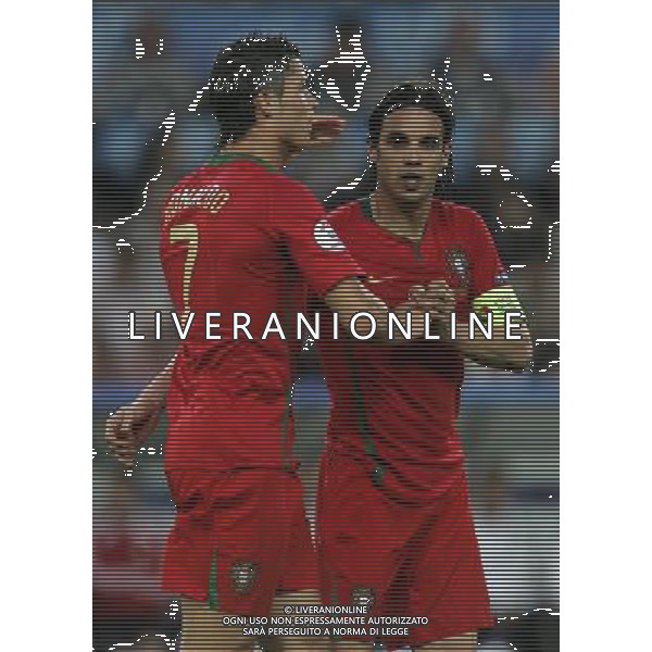 PORTOGALLO-GERMANIA EUROPEI 2008 19/06/2008 NELLA FOTO esultanza dopo il gol di nuno gomes con cristiano ronaldo FOTO LUZZANI-AG ALDO LIVERANI