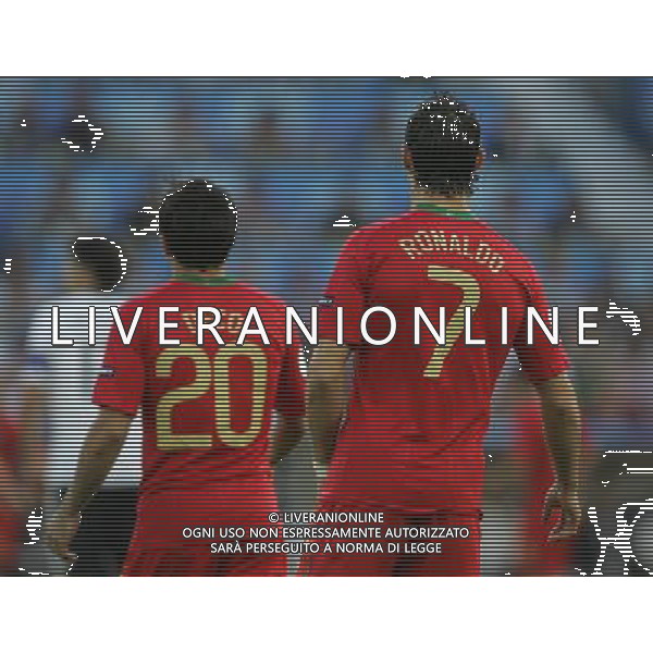 Basilea 19-06-2008 Campionato europeo calcio EURO2008 Portogallo-Germania 2:3 nella foto cristiano ronaldo e deco ph marco luzzani/ag aldo liverani s.a.s. 