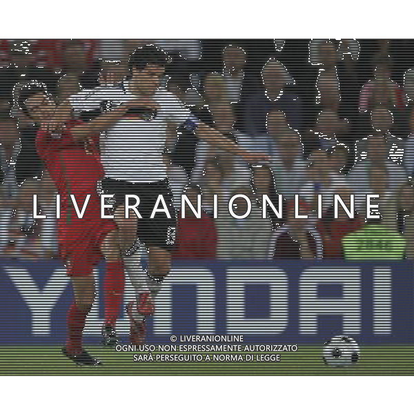 Basilea 19-06-2008 Campionato europeo calcio EURO2008 Portogallo-Germania 2:3 nella foto michael ballack e paulo ferreira ph marco luzzani/ag aldo liverani s.a.s. 