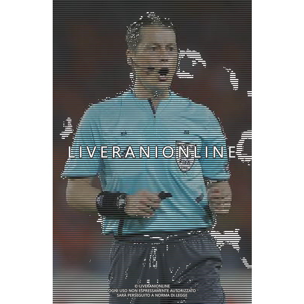 Basilea (CH) 21-06-2008 Campionato europeo calcio EURO2008 quarti di finale olanda-russia 1:3 nella foto arbitro lubos michel ph marco luzzani/ag aldo liverani s.a.s.