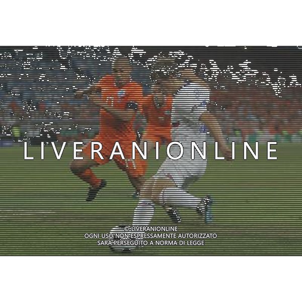 Basilea (CH) 21-06-2008 Campionato europeo calcio EURO2008 quarti di finale olanda-russia 1:3 nella foto andrei arshavin e nigel de jong ph marco luzzani/ag aldo liverani s.a.s.