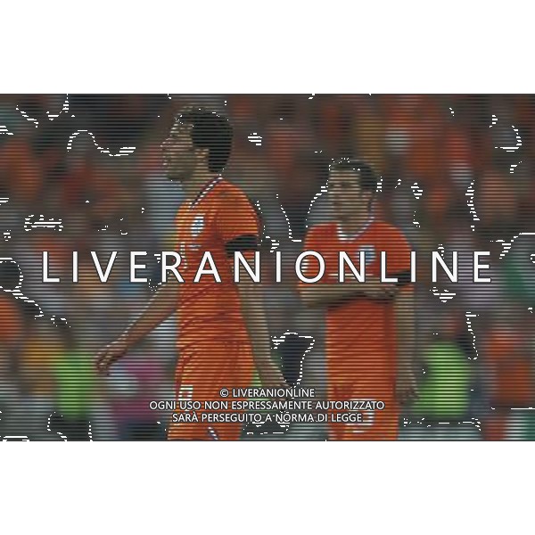 Basilea (CH) 21-06-2008 Campionato europeo calcio EURO2008 quarti di finale olanda-russia 1:3 nella foto ruud van nilsterooy e rafael van der vaart ph marco luzzani/ag aldo liverani s.a.s.