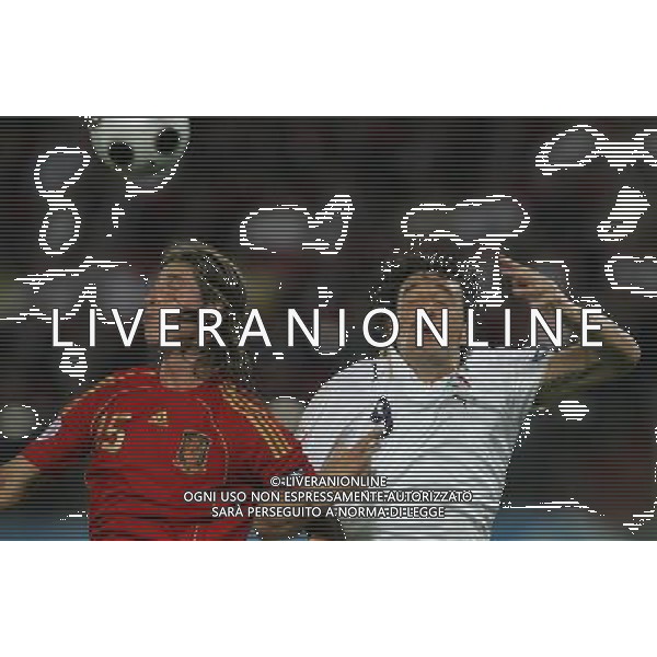 Spagna - Italia Europei 22/06/2008 Vienna nella foto luca toni e sergio ramos ph luzzani/Ag. Aldo Liverani Sas