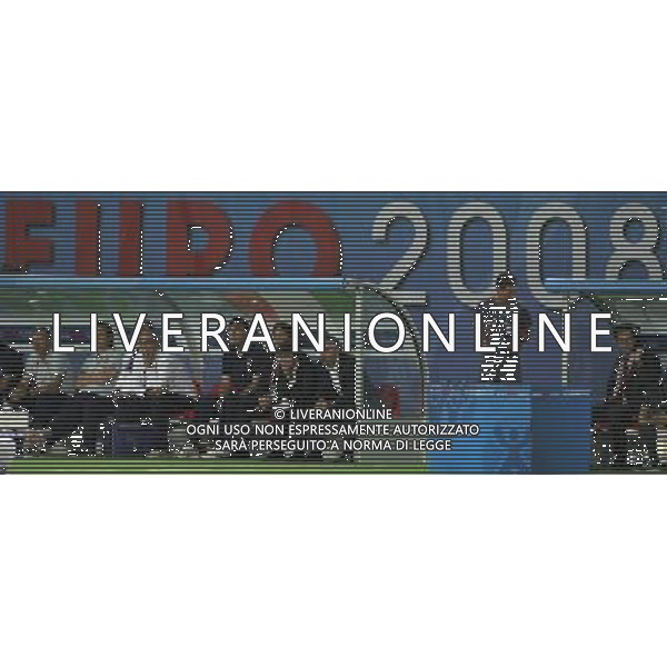 Spagna - Italia Europei 22/06/2008 Vienna nella foto roberto donadoni in panchina ph luzzani/Ag. Aldo Liverani Sas