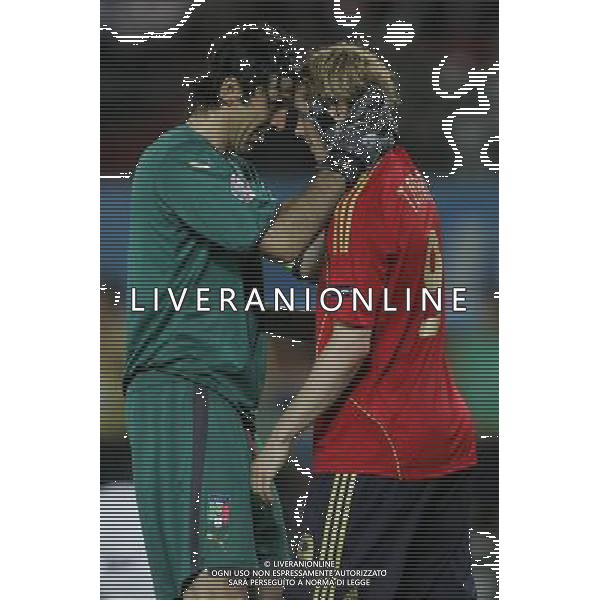 Spagna - Italia Europei 22/06/2008 Vienna nella foto gianluigi buffon e fernando torres ph luzzani/Ag. Aldo Liverani Sas
