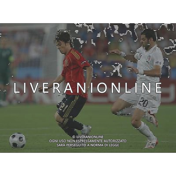 Vienna (AUT) 22-06-2008 Campionato europeo calcio EURO2008 quarto di finale spagna-italia nella foto simone perrotta e david silva ph marco luzzani/ag aldo liverani s.a.s.