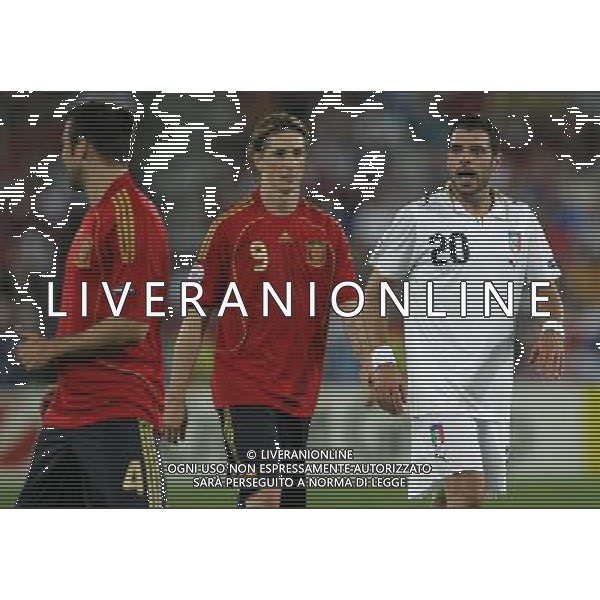 Vienna (AUT) 22-06-2008 Campionato europeo calcio EURO2008 quarto di finale spagna-italia nella foto fernando torres e simone perrotta ph marco luzzani/ag aldo liverani s.a.s.