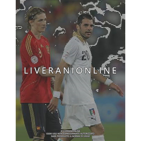 Vienna (AUT) 22-06-2008 Campionato europeo calcio EURO2008 quarto di finale spagna-italia nella foto fernando torres e simone perrotta ph marco luzzani/ag aldo liverani s.a.s.