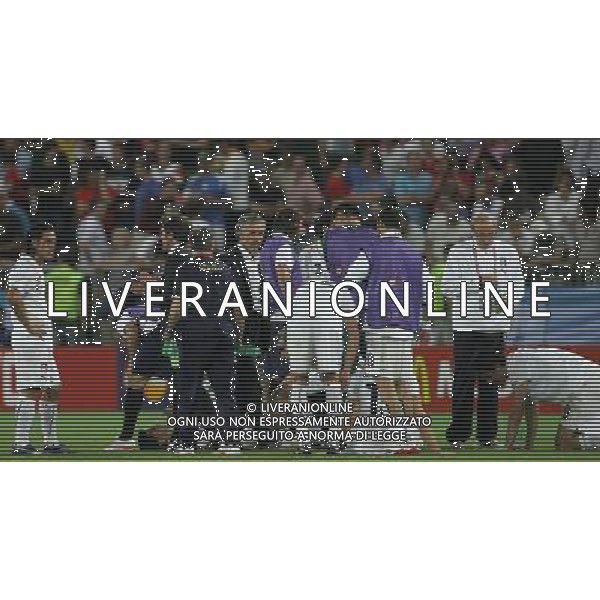 Vienna (AUT) 22-06-2008 Campionato europeo calcio EURO2008 quarto di finale spagna-italia nella foto roberto donadoni parla con i giocatori prima dei tempi supplementari ph marco luzzani/ag aldo liverani s.a.s.