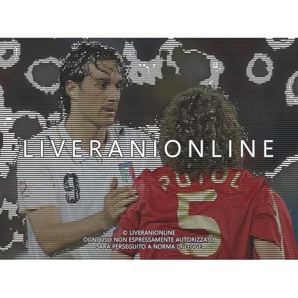 Vienna (AUT) 22-06-2008 Campionato europeo calcio EURO2008 quarto di finale spagna-italia nella foto carles puyol e luca toni ph marco luzzani/ag aldo liverani s.a.s.