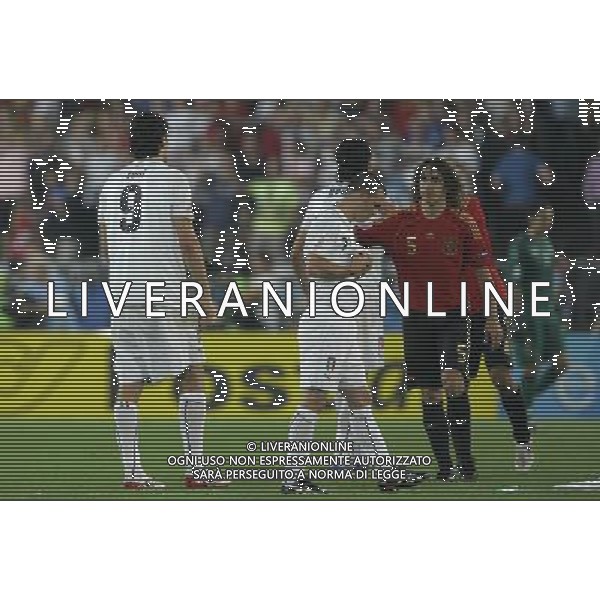 Vienna (AUT) 22-06-2008 Campionato europeo calcio EURO2008 quarto di finale spagna-italia nella foto carles puyol consola antonio di natale ph marco luzzani/ag aldo liverani s.a.s.