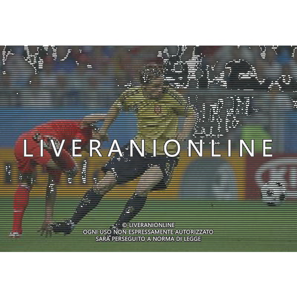 Vienna (AUT) 26-06-2008 Campionato europeo calcio EURO2008 semifinale russia-spagna 0:3 nella foto fernando torres e sergei ignasevich ph marco luzzani/ag aldo liverani s.a.s.