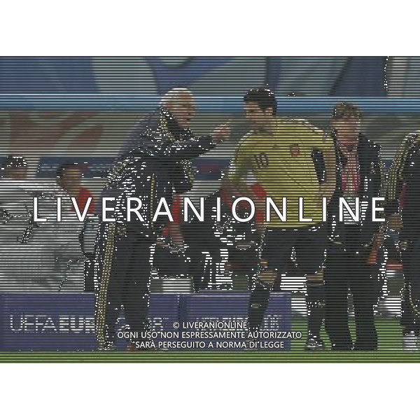 Vienna (AUT) 26-06-2008 Campionato europeo calcio EURO2008 semifinale russia-spagna 0:3 nella foto luis aragones e cesc fabregas ph marco luzzani/ag aldo liverani s.a.s.