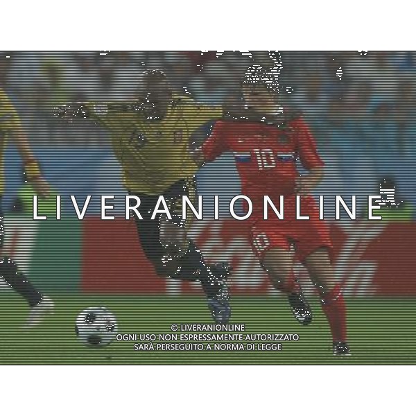 Vienna (AUT) 26-06-2008 Campionato europeo calcio EURO2008 semifinale russia-spagna 0:3 nella foto andrei arshavin e marcos senna ph marco luzzani/ag aldo liverani s.a.s.