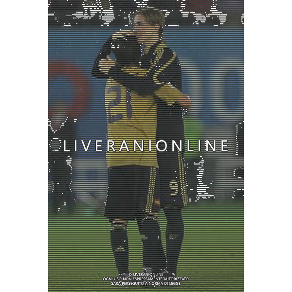 Vienna (AUT) 26-06-2008 Campionato europeo calcio EURO2008 semifinale russia-spagna 0:3 nella foto fernando torres e david silva esultano a fine gara ph marco luzzani/ag aldo liverani s.a.s.