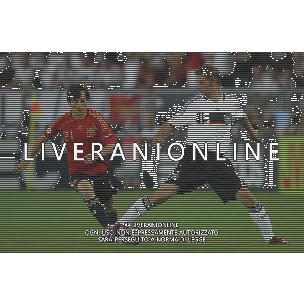 Germania - Spagna Finale Europei Vienna 29/06/2008 nella foto hitzlsperger e david silva ph luzzani/Ag. Aldo Liverani Sas