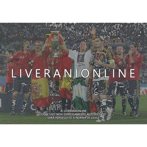 Germania - Spagna Finale Europei Vienna 29/06/2008 nella foto esultanza dei giocatori della spagna con la coppa a fine gara ph luzzani/Ag. Aldo Liverani Sas