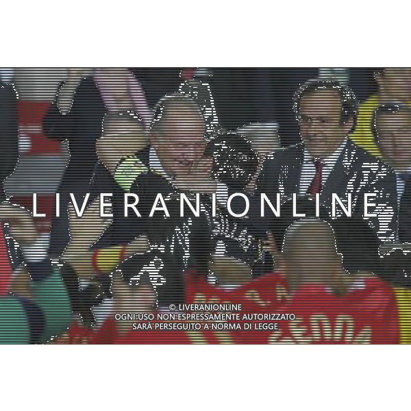 Vienna (AUT) 29-06-2008 Campionato europeo calcio EURO2008 FINALE germania-spagna 0:1 nella foto re juan carlos abbraccia iker casillas ph marco luzzani/ag aldo liverani s.a.s.