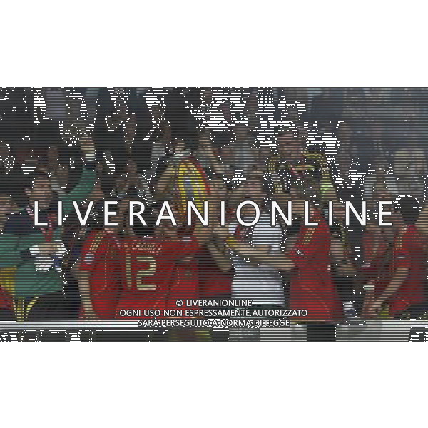 Vienna (AUT) 29-06-2008 Campionato europeo calcio EURO2008 FINALE germania-spagna 0:1 nella foto i giocatori della spagna festeggiano dopo la premiazione ph marco luzzani/ag aldo liverani s.a.s.