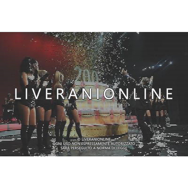 MASSIMO RANIERI FESTEGGIA LE 200 REPLICHE DEL SUO SPETTACOLO AL TEATRO SISTINA IN ROMA © MASSIMO BRUNI - AG. ALDO LIVERANI SAS