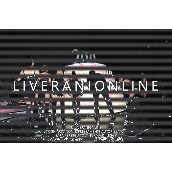 MASSIMO RANIERI FESTEGGIA LE 200 REPLICHE DEL SUO SPETTACOLO AL TEATRO SISTINA IN ROMA © MASSIMO BRUNI - AG. ALDO LIVERANI SAS