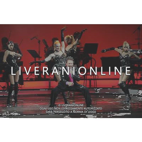 MASSIMO RANIERI FESTEGGIA LE 200 REPLICHE DEL SUO SPETTACOLO AL TEATRO SISTINA IN ROMA © MASSIMO BRUNI - AG. ALDO LIVERANI SAS