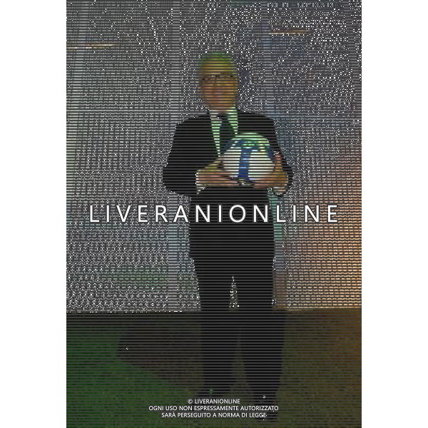 MILANO 2/7/2008 TEATRO FRANCO PARENTI VIA PIERLOMBARDO, 14 PRESENTAZIONE DEL PALLONE UFFICIALE DEL CAMPIONATO ITALIANO DI CALCIO STAGIONE 2008/2009 NELLA FOTO FRANCO MATARRESE FOTO MARIO ROMANO/AG ALDO LIVERANI