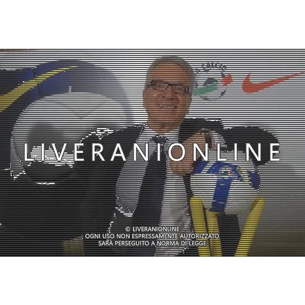 MILANO 2/7/2008 TEATRO FRANCO PARENTI VIA PIERLOMBARDO, 14 PRESENTAZIONE DEL PALLONE UFFICIALE DEL CAMPIONATO ITALIANO DI CALCIO STAGIONE 2008/2009 NELLA FOTO FRANCO MATARRESE FOTO MARIO ROMANO/AG ALDO LIVERANI