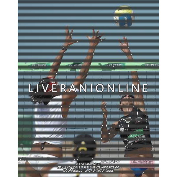 Campionato Italiano di Beach Volley 2008 - Finale Maschile e Femminile Rimini - 06.07.2008 Nella Foto:BRUSCHINI LAURA E RIBEIRO HOLLANDA LUCIANA /Ph.Vitez-Ag. Aldo Liverani