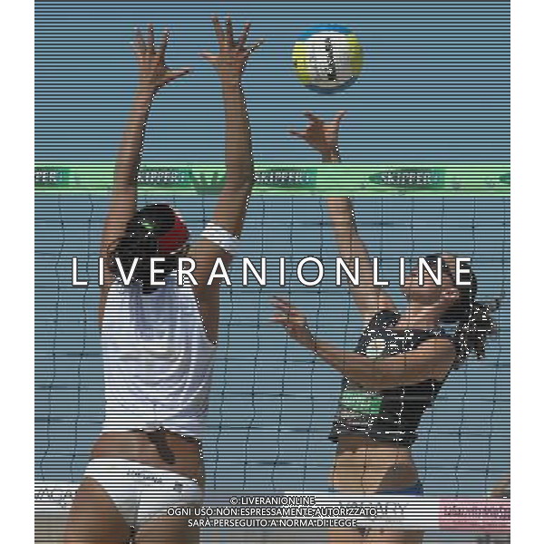 Campionato Italiano di Beach Volley 2008 - Finale Maschile e Femminile Rimini - 06.07.2008 Nella Foto:LUNARDI DILETTA E RIBEIRO HOLLANDA LUCIANA /Ph.Vitez-Ag. Aldo Liverani