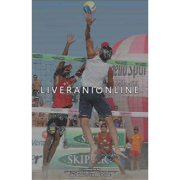 Campionato Italiano di Beach Volley 2008 - Finale Maschile e Femminile Rimini - 06.07.2008 Nella Foto:AMORE EUGENIO E BARBOSA THIAGO /Ph.Vitez-Ag. Aldo Liverani