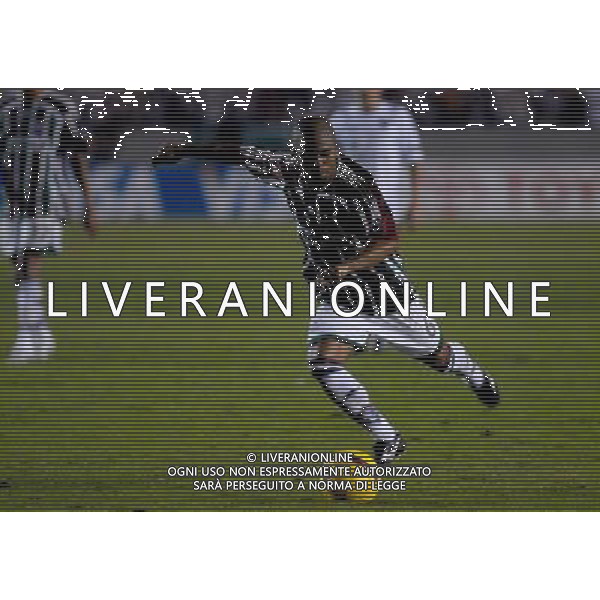 INTERNATIONAL FOOTBALL LIBERTADORES CUP 2008 / FINAL MATCH RETURN FLUMINENESE_LDU QUITO 3-1 (Dpp 1-3) ( Maracana Stadium Rio ) JUNIOR CESAR (Flum) =============================================== ATT : IMAGES ONLY FOR THE ITALIAN MARKET AG ALDO LIVERANI