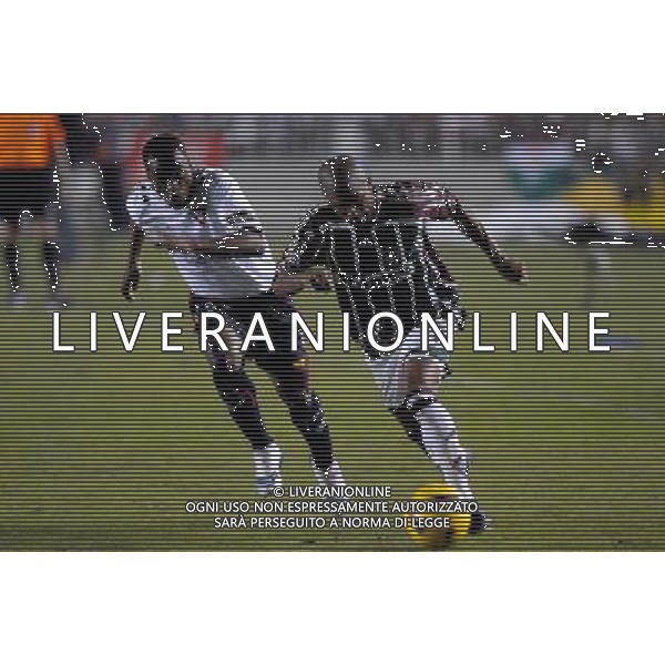 INTERNATIONAL FOOTBALL LIBERTADORES CUP 2008 / FINAL MATCH RETURN FLUMINENESE_LDU QUITO 3-1 (Dpp 1-3) ( Maracana Stadium Rio ) JUNIOR CESAR (Flum) _ BOLANOS LUIS ALBERTO (Ldu) =============================================== ATT : IMAGES ONLY FOR THE ITALIAN MARKET AG ALDO LIVERANI