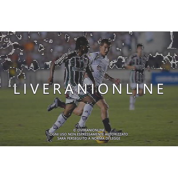 INTERNATIONAL FOOTBALL LIBERTADORES CUP 2008 / FINAL MATCH RETURN FLUMINENESE_LDU QUITO 3-1 (Dpp 1-3) ( Maracana Stadium Rio ) AROUCA ( Flum )_ URRUTIA PATRICIO JAVIER (Ldu) =============================================== ATT : IMAGES ONLY FOR THE ITALIAN MARKET AG ALDO LIVERANI