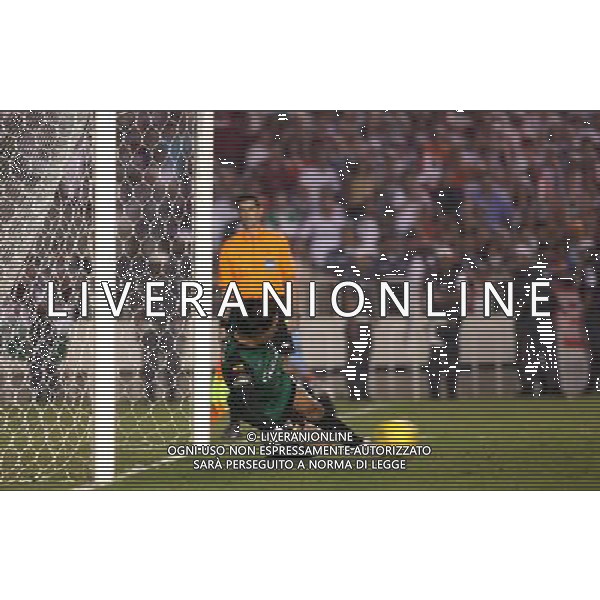 INTERNATIONAL FOOTBALL LIBERTADORES CUP 2008 / FINAL MATCH RETURN FLUMINENESE_LDU QUITO 3-1 (Dpp 1-3) ( Maracana Stadium Rio) CEVALLOS JOSE FRANCISCO (Ldu_Goolkepeer) DURING THE PENALTY SHOOT-OUT ( Loose Thiago Neves ) =============================================== ATT : IMAGES ONLY FOR THE ITALIAN MARKET AG ALDO LIVERANI