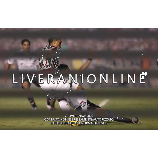 INTERNATIONAL FOOTBALL LIBERTADORES CUP 2008 / FINAL MATCH RETURN FLUMINENESE_LDU QUITO 3-1 (Dpp 1-3) ( Maracana Stadium Rio ) DODO ( Flum )_ ARAUJO NORBERTO CARLOS (Ldu) =============================================== ATT : IMAGES ONLY FOR THE ITALIAN MARKET AG ALDO LIVERANI